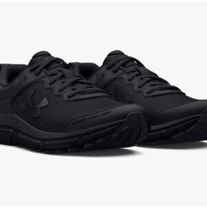 Under Armour Boys' Grade School Assert 10 Athletic Shoes (size 4.5Y)